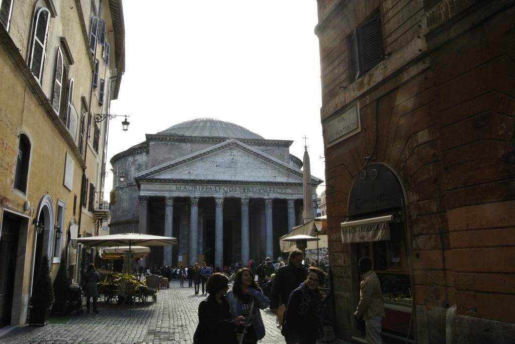 Pantheon Domus Valentino Apartment Roma Exterior foto